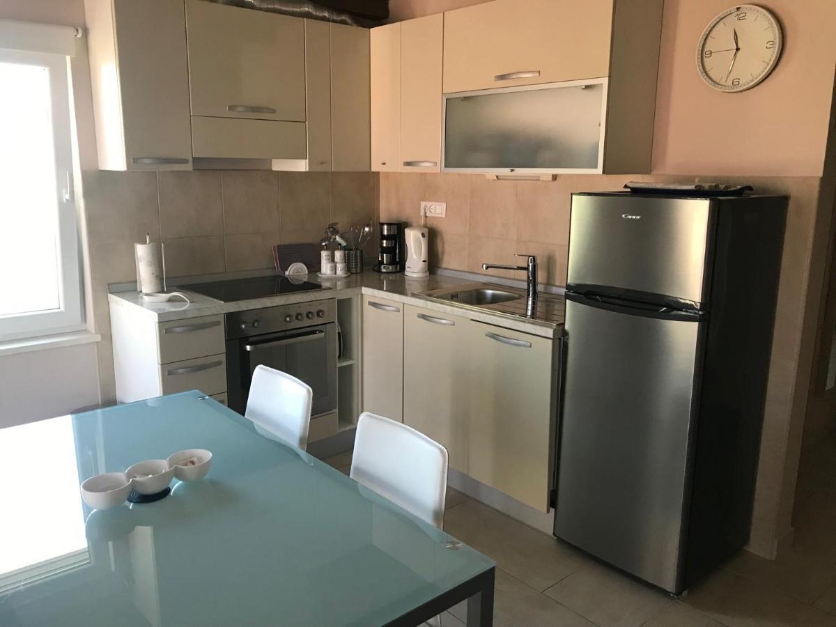 Apartments Maslina Primošten Eksteriør bilde