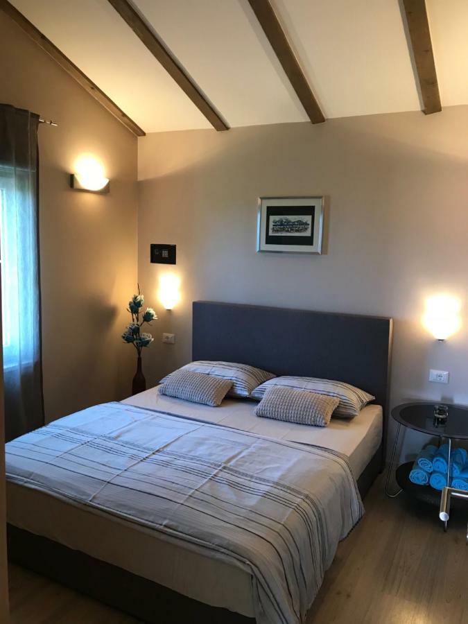 Apartments Maslina Primošten Eksteriør bilde